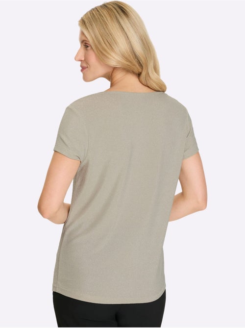 T-shirt à Col Bénitier Col Bénitier - Taille Standard - Moda Vilona - Kiabi T-shirt à Col Bénitier Col Bénitier - Taille Standard - Moda Vilona - Kiabi