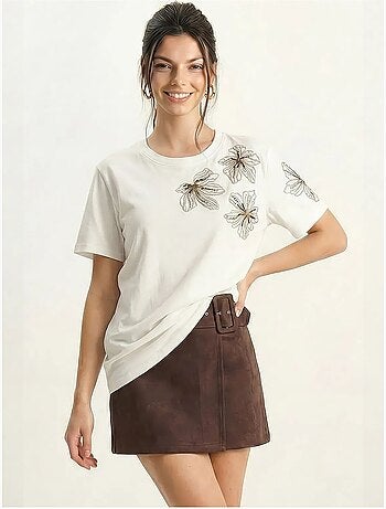 T-shirt à col rond brodé de fleurs lucci