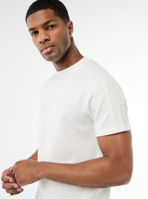 T-shirt à col rond et manches courtes en nid d'abeilles - Kiabi