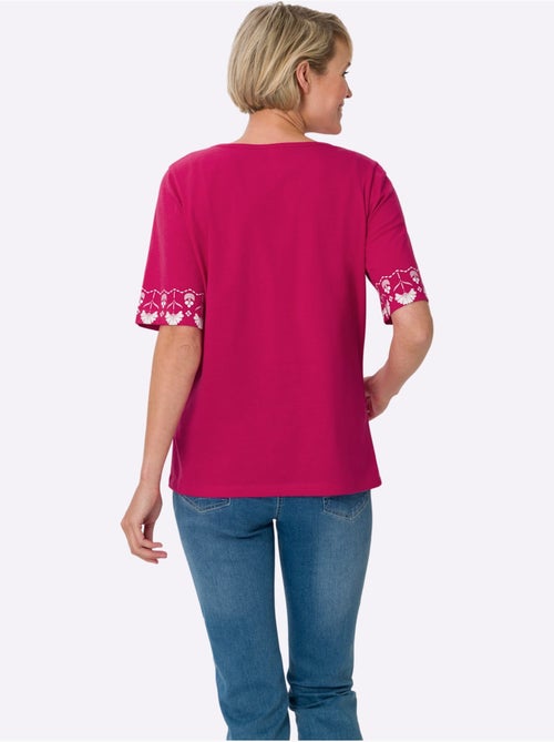 T-shirt à col rond et manches larges avec bordures imprimées - Taille standard - Moda Vilona - Kiabi T-shirt à col rond et manches larges avec bordures imprimées - Taille standard - Moda Vilona - Kiabi