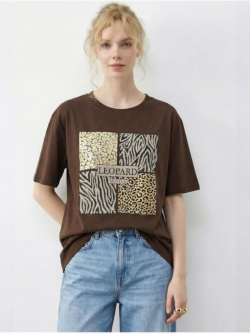 T-shirt à col rond et sequins imprimé léopard lucci Marron foncé - Kiabi
