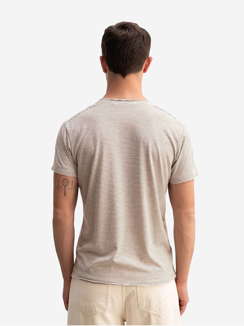 T-shirt à col rond rayé avec broderie giesto Marron clair - Kiabi