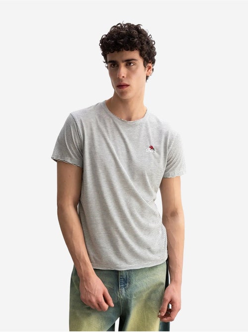 T-shirt à col rond rayé brodé giesto - Kiabi T-shirt à col rond rayé brodé giesto - Kiabi