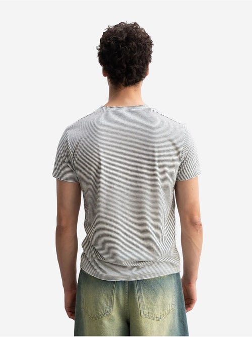 T-shirt à col rond rayé brodé giesto - Kiabi T-shirt à col rond rayé brodé giesto - Kiabi