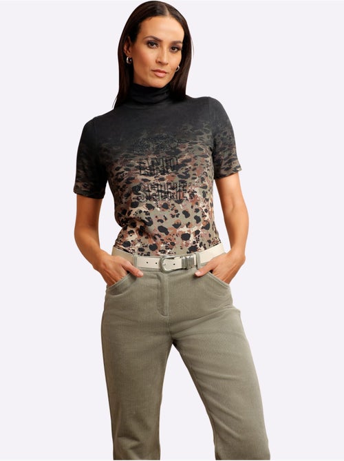 T-shirt à col roulé imprimé animal décoratif - taille standard - helline - Kiabi T-shirt à col roulé imprimé animal décoratif - taille standard - helline - Kiabi