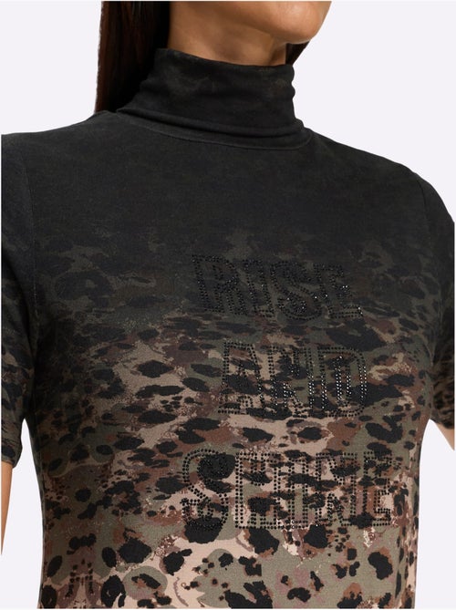 T-shirt à col roulé imprimé animal décoratif - taille standard - helline - Kiabi T-shirt à col roulé imprimé animal décoratif - taille standard - helline - Kiabi