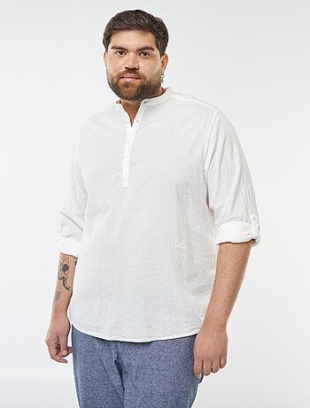 T-shirt à col tunisien matière type crépon