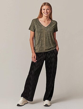 T-shirt à col V imprimé léopard 'Deeluxe'