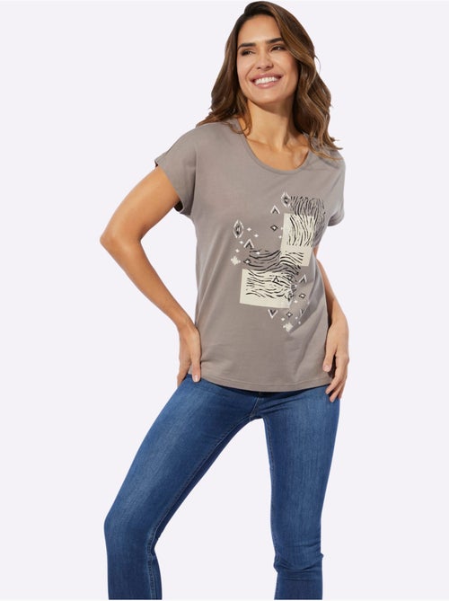T-shirt à encolure ronde avec imprimé graphique et mancherons - Taille standard - Moda Vilona - Kiabi T-shirt à encolure ronde avec imprimé graphique et mancherons - Taille standard - Moda Vilona - Kiabi