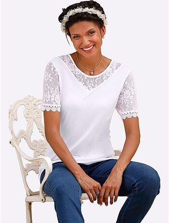 T-shirt à encolure ronde avec manches en dentelle - Taille standard - Moda Vilona