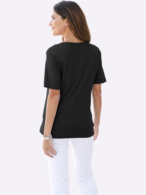 T-shirt à encolure ronde avec manches courtes en matière confortable - Taille standard - Moda Vilona - Kiabi T-shirt à encolure ronde avec manches courtes en matière confortable - Taille standard - Moda Vilona - Kiabi