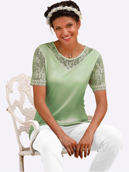 T-shirt à encolure ronde avec manches en dentelle - taille standard - moda vilona - Kiabi T-shirt à encolure ronde avec manches en dentelle - taille standard - moda vilona - Kiabi