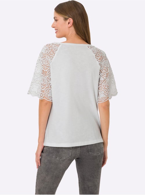 T-shirt à encolure ronde avec manches en dentelle transparente - Taille standard - Helline - Kiabi