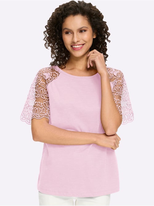 T-shirt à encolure ronde avec manches en dentelle transparente - taille standard - helline - Kiabi T-shirt à encolure ronde avec manches en dentelle transparente - taille standard - helline - Kiabi