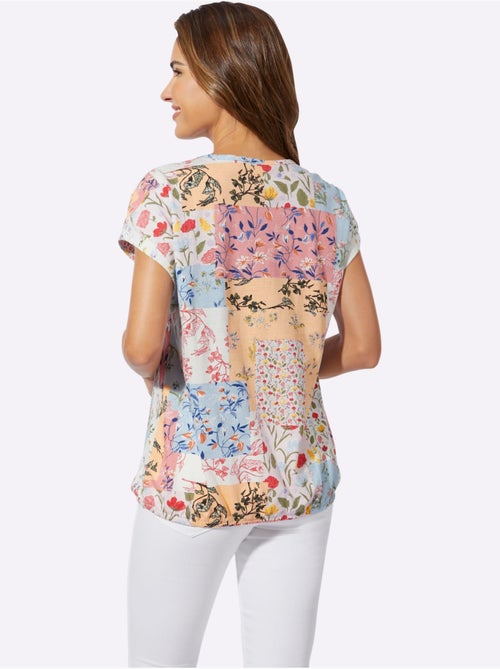 T-shirt à Encolure Ronde Fronce Légère à L'encolure - Taille Standard - Moda Vilona - Kiabi T-shirt à Encolure Ronde Fronce Légère à L'encolure - Taille Standard - Moda Vilona - Kiabi