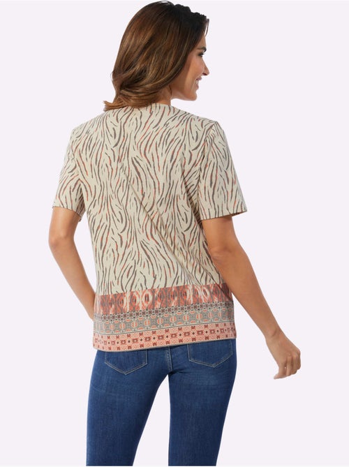 T-shirt à imprimé animal avec encolure ronde et manches courtes - Taille standard - Moda Vilona - Kiabi T-shirt à imprimé animal avec encolure ronde et manches courtes - Taille standard - Moda Vilona - Kiabi