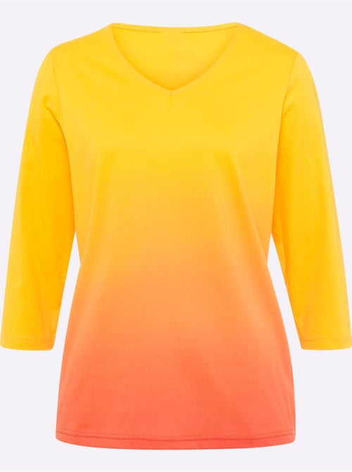 T-shirt à manches 3/4 avec dégradé de couleurs et col V - Taille standard - Moda Vilona - Kiabi T-shirt à manches 3/4 avec dégradé de couleurs et col V - Taille standard - Moda Vilona - Kiabi