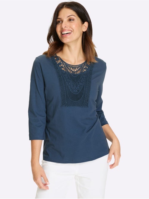 T-shirt à manches 3/4 en pur coton avec dentelle délicate - taille standard - moda vilona - Kiabi T-shirt à manches 3/4 en pur coton avec dentelle délicate - taille standard - moda vilona - Kiabi
