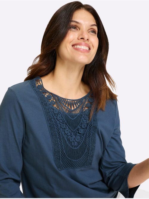 T-shirt à manches 3/4 en pur coton avec dentelle délicate - taille standard - moda vilona - Kiabi T-shirt à manches 3/4 en pur coton avec dentelle délicate - taille standard - moda vilona - Kiabi