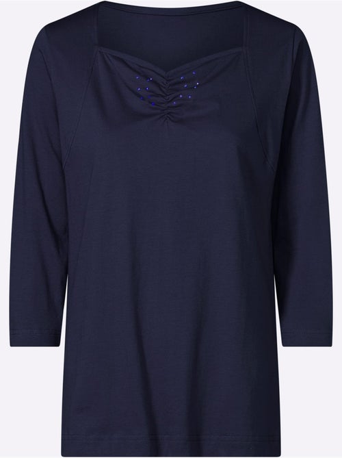 T-shirt à manches 3/4 petites pierres fantaisie à l'encolure - taille standard - moda vilona - Kiabi T-shirt à manches 3/4 petites pierres fantaisie à l'encolure - taille standard - moda vilona - Kiabi