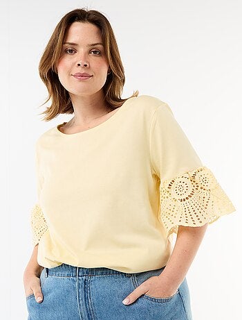 T-shirt à manches courte en macramé