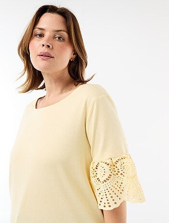T-shirt à manches courte en macramé