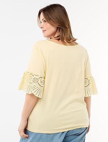 T-shirt à manches courte en macramé