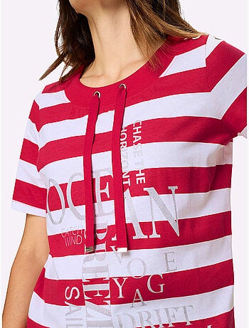 T-shirt à manches courtes avec col rond et inscription brillante - Taille standard - Moda Vilona