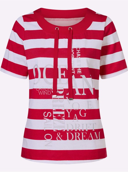 T-shirt à manches courtes à rayures avec inscription et lien à nouer - Taille standard - Moda Vilona - Kiabi T-shirt à manches courtes à rayures avec inscription et lien à nouer - Taille standard - Moda Vilona - Kiabi