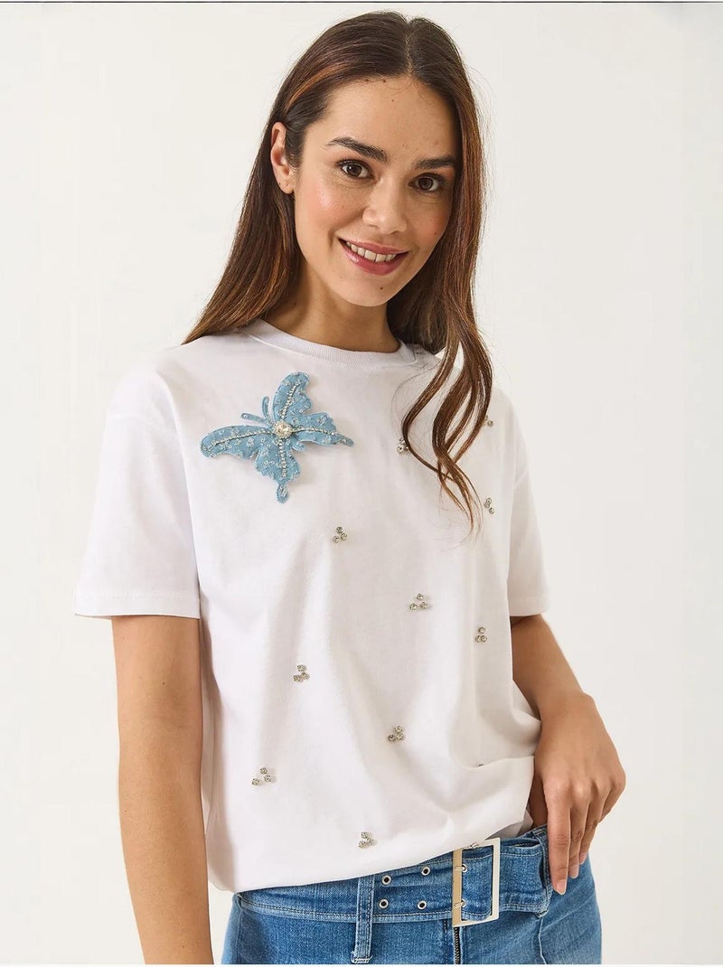 T-shirt à manches courtes avec accessoires papillon et ornements en pierre lucci Blanc - Kiabi