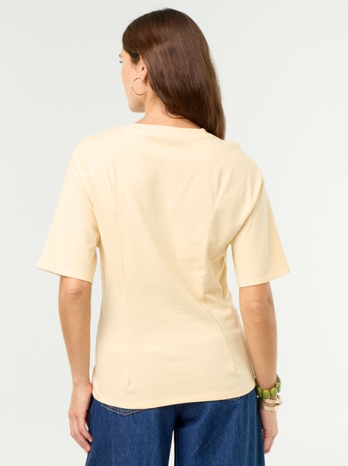 T-shirt à manches courtes avec bijou coquillage - Kiabi