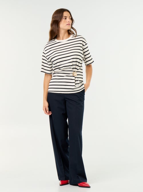 T-shirt à manches courtes avec bijou coquillage - Kiabi