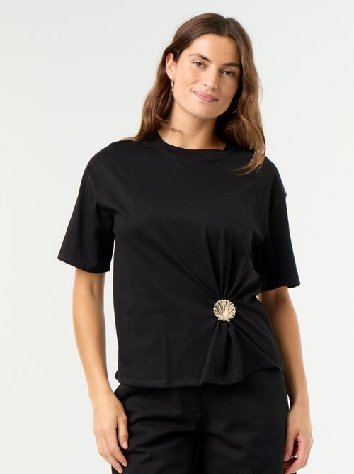 T-shirt à manches courtes avec bijou coquillage - Kiabi