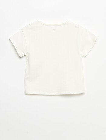 T-shirt à manches courtes avec cœur cousu