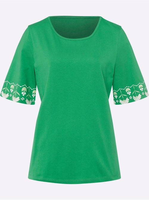 T-shirt à manches courtes avec col rond et bordures imprimées - Taille standard - Moda Vilona - Kiabi T-shirt à manches courtes avec col rond et bordures imprimées - Taille standard - Moda Vilona - Kiabi