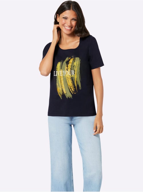 T-shirt à manches courtes avec col rond et imprimé brillant - Taille standard - Moda Vilona - Kiabi T-shirt à manches courtes avec col rond et imprimé brillant - Taille standard - Moda Vilona - Kiabi