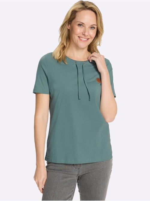 T-shirt à manches courtes avec coulisse et lien à nouer - Taille standard - Moda Vilona - Kiabi T-shirt à manches courtes avec coulisse et lien à nouer - Taille standard - Moda Vilona - Kiabi