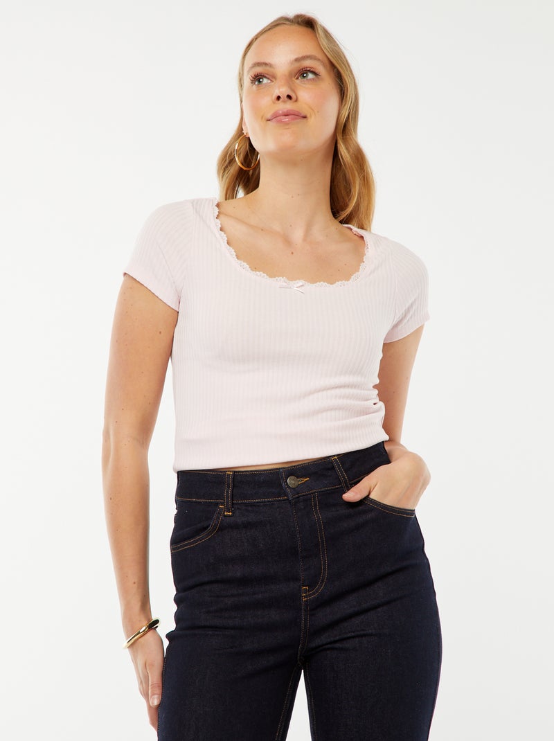 T-shirt à manches courtes avec dentelle et nœud fantaisiste Rose - Kiabi