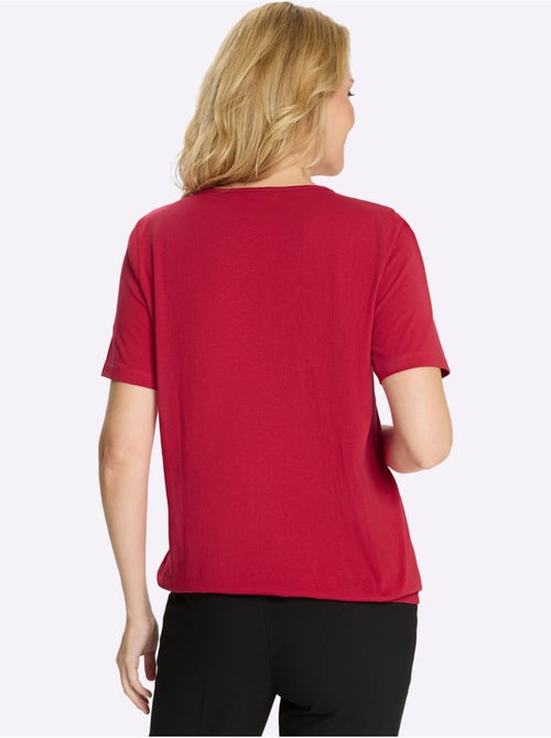 T-shirt à manches courtes avec encolure ronde et fronces - Taille standard - Moda Vilona - Kiabi T-shirt à manches courtes avec encolure ronde et fronces - Taille standard - Moda Vilona - Kiabi