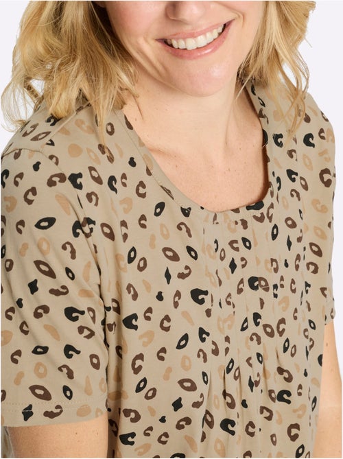 T-shirt à manches courtes avec encolure ronde et imprimé léopard - Taille standard - Moda Vilona - Kiabi