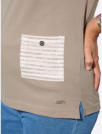 T-shirt à manches courtes avec encolure ronde et poches plaquées - Taille standard - Witt