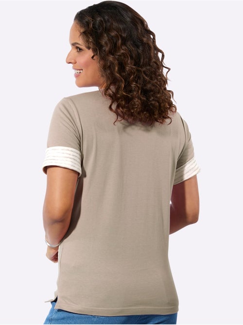 T-shirt à manches courtes avec encolure ronde et poches plaquées - Taille standard - Witt - Kiabi