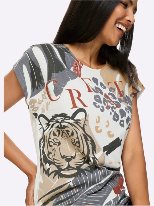 T-shirt à manches courtes avec imprimé animé et motifs feuilles - Taille standard - Moda Vilona - Kiabi