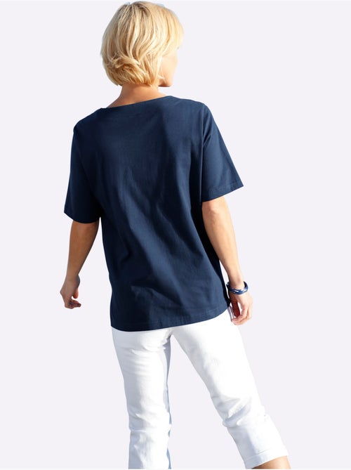 T-shirt à manches courtes avec imprimé coquillages et fentes latérales - Taille standard - Witt - Kiabi T-shirt à manches courtes avec imprimé coquillages et fentes latérales - Taille standard - Witt - Kiabi
