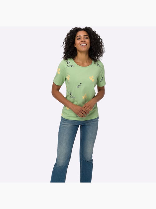 T-shirt à manches courtes avec imprimé floral et feuillage - Taille standard - Moda Vilona - Kiabi T-shirt à manches courtes avec imprimé floral et feuillage - Taille standard - Moda Vilona - Kiabi