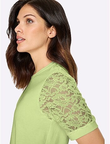 T-shirt avec manches courtes en dentelle florale et jersey - Taille standard - Moda Vilona