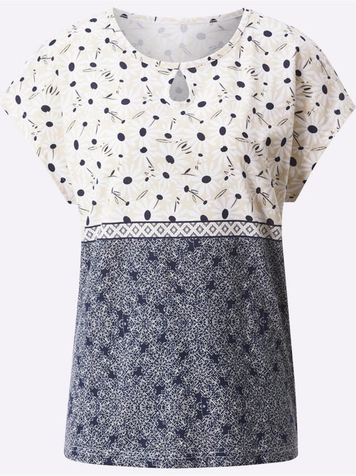 T-shirt à manches courtes avec motifs imprimés et col rond - Taille standard - Moda Vilona - Kiabi T-shirt à manches courtes avec motifs imprimés et col rond - Taille standard - Moda Vilona - Kiabi