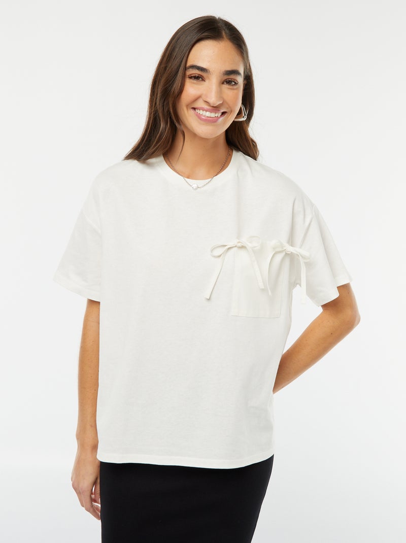 T-shirt à manches courtes avec nœuds décoratifs blanc - Kiabi