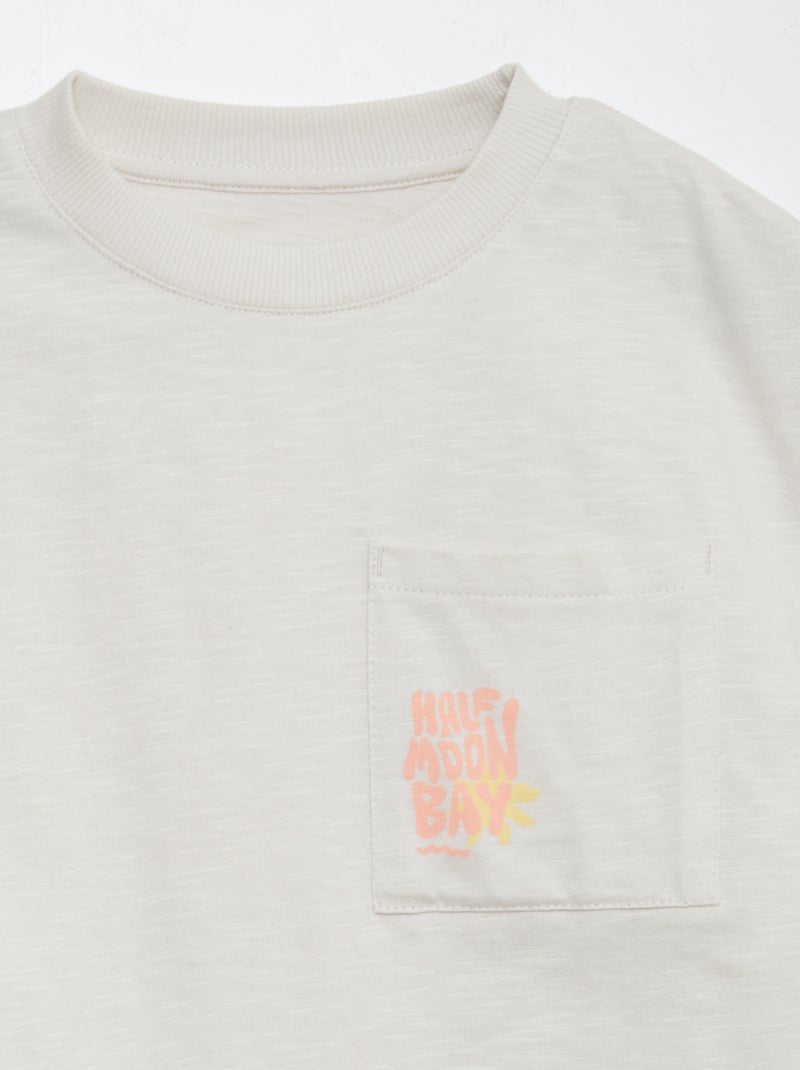 T-shirt à manches courtes avec poche poitrine et imprimés BEIGE - Kiabi