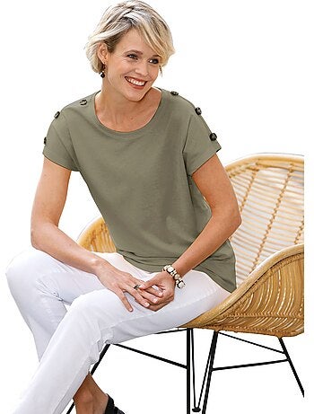 T-shirt à Manches Courtes Boutons Imitation Corne - Taille Standard - Moda Vilona